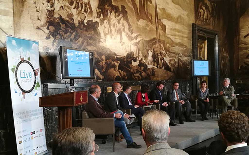 La Plataforma LIVE presenta #electriciutat, un plan de movilidad eléctrica