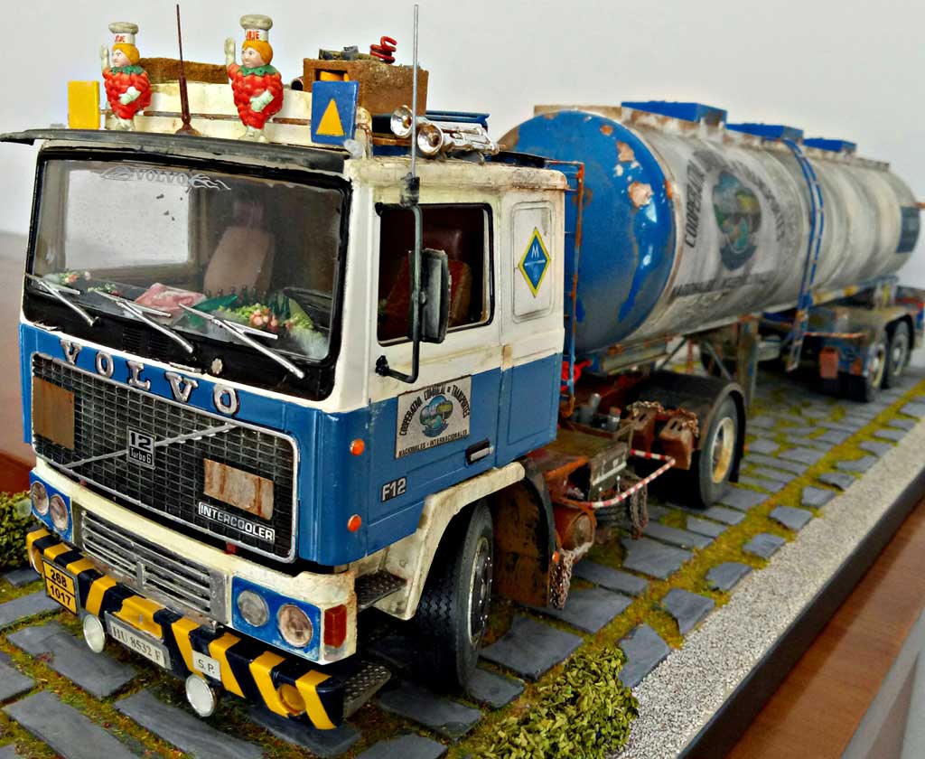 El mini Volvo F12 de Luís Vigo