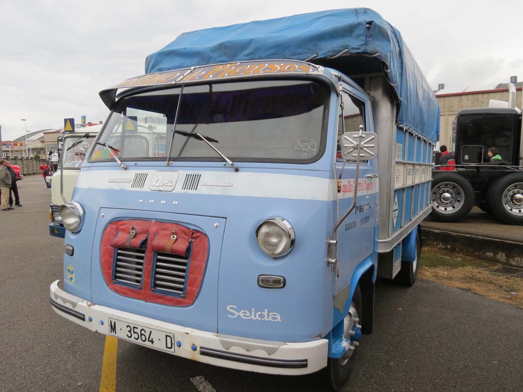 CAMIONES CLÁSICOS: Avia el camión más aeronáutico