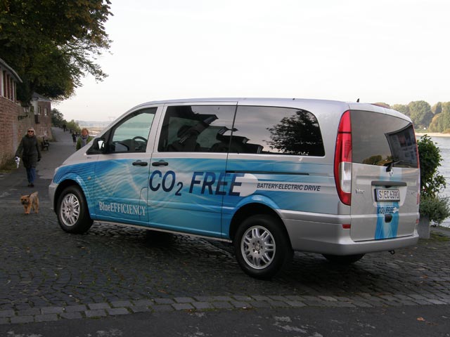 Mercedes Benz Benz introduce novedades en sus comerciales Sprinter y Vito