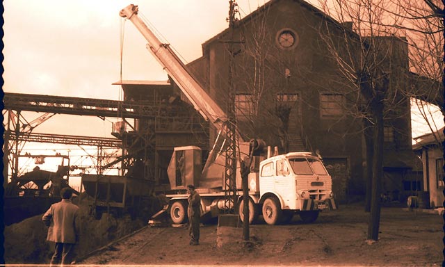 Rogelio conserva un abundante archivo gráfico como esta imagen de su primer empleo.