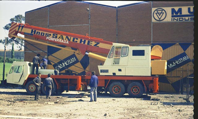 El estreno de esta grúa marca Muhkran marcaba la vida profesional de Rogelio.