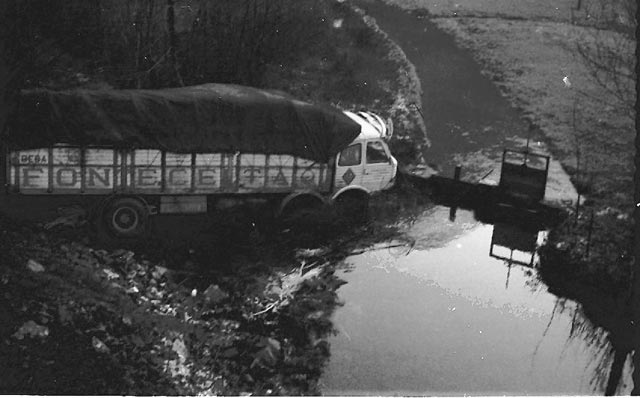 Otro Pegaso víctima de un buen susto, con chapuzón incluido.