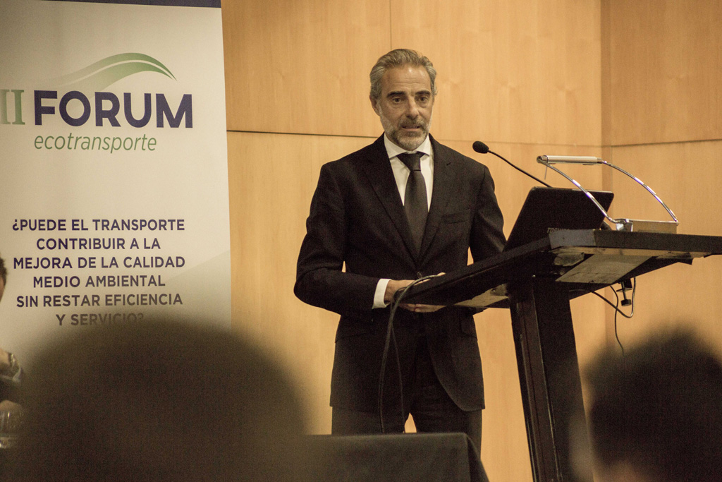 Fabricantes y administración pública en el II Fórum Ecotransporte