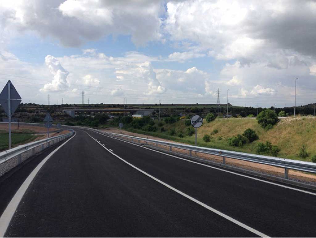 Nuevo acceso carreteras