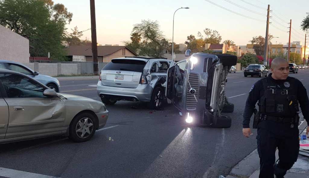 Accidente taxi autónomo Uber