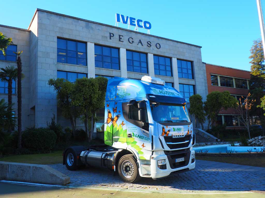 Agustín Martínez Iveco Stralis NP