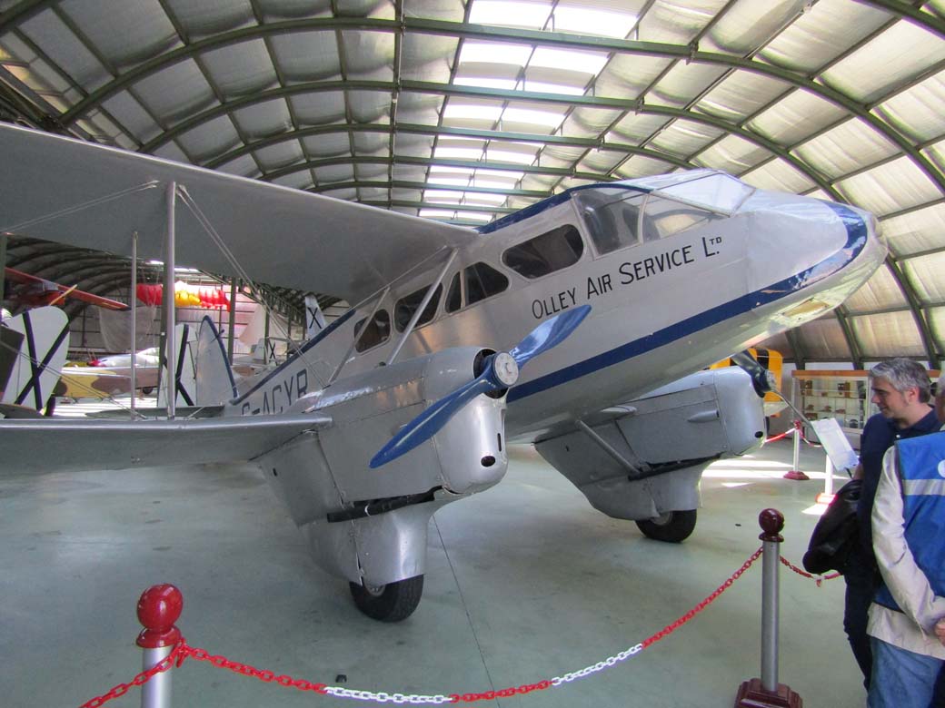 Bimotor británico, Dragon Rapide, con el cual Franco alcanzó territorio español para iniciar la Guerra Civil Española.