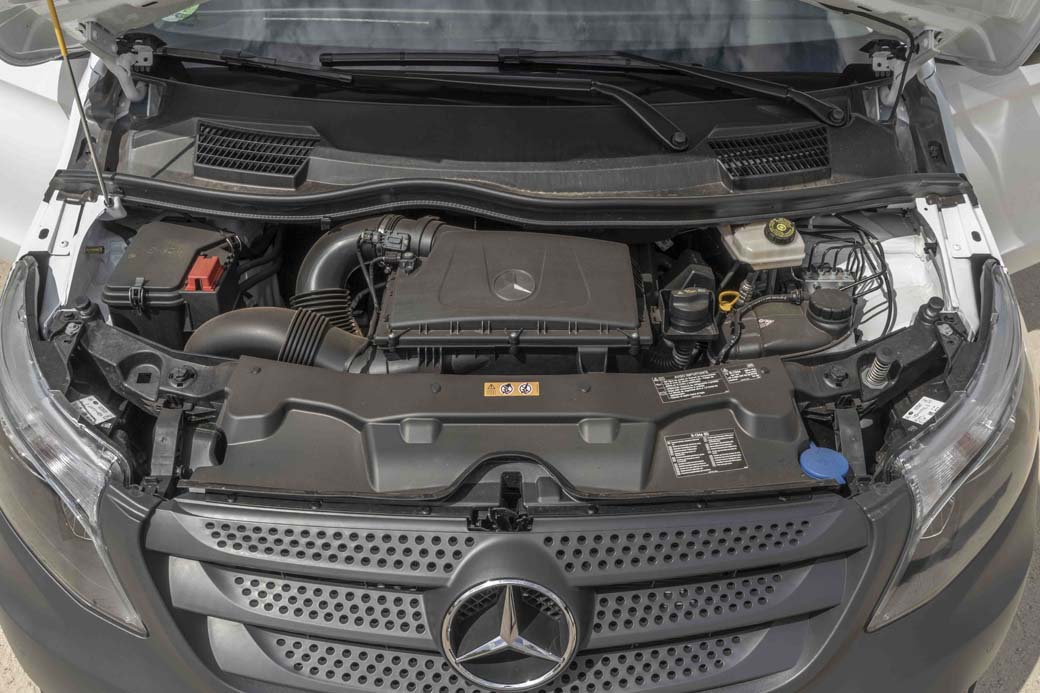 Motor del Vito 114 CDI diésel Euro 6 de 2.1 litros y 136 CV.