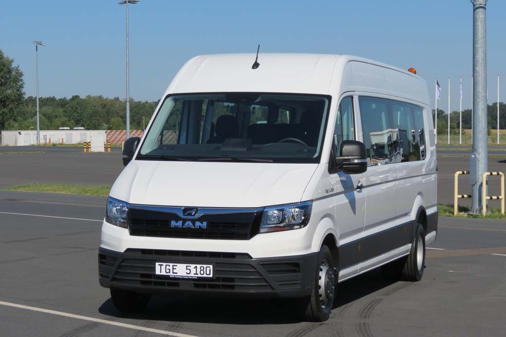MAN Truck & Bus ahora completa su gama de furgones TGE con los modelos de tracción trasera y hasta 5,5 toneladas.