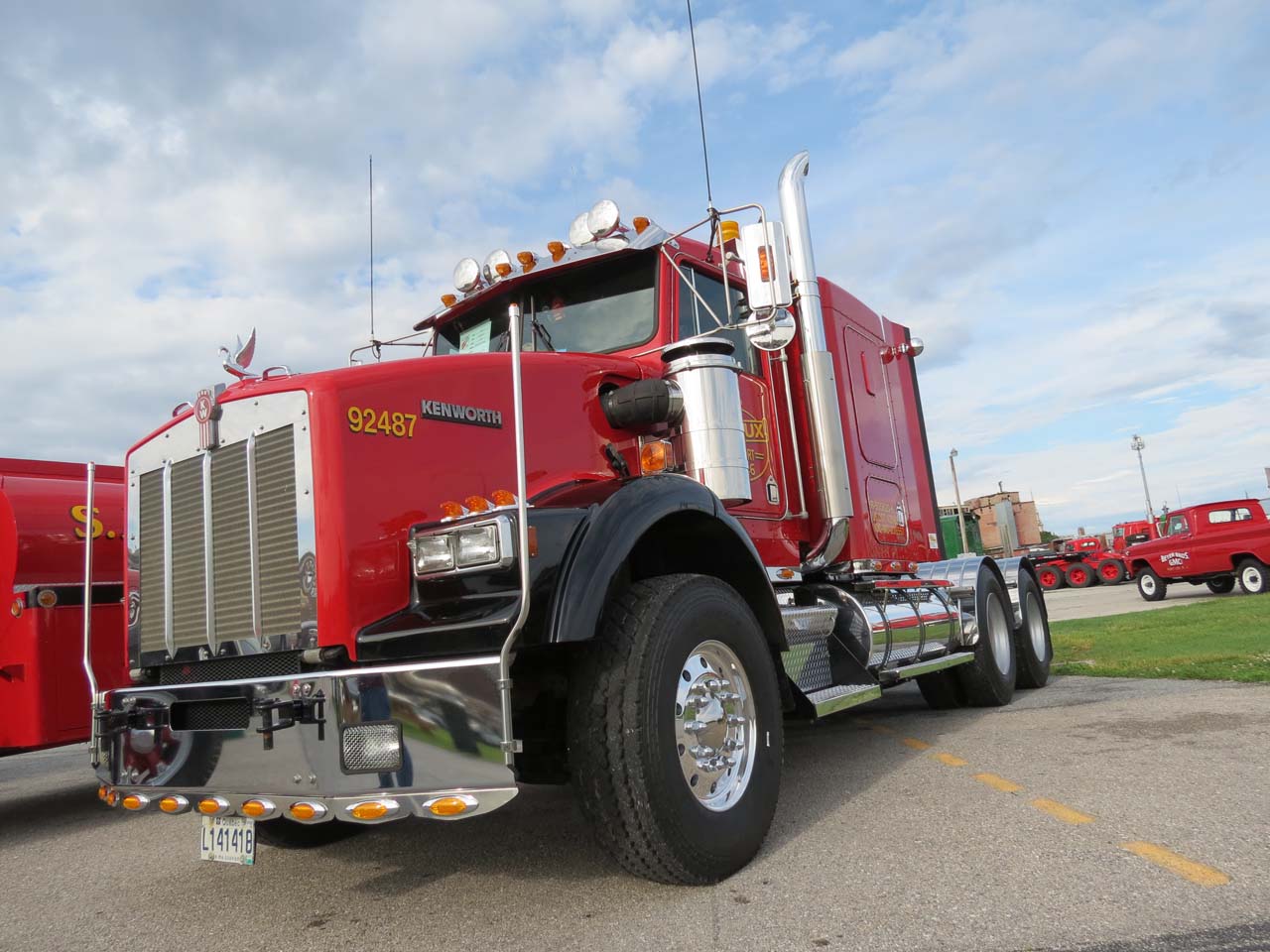 El Kenworth T800 inspiraba el primer logo que nos acompañó desde 2009.