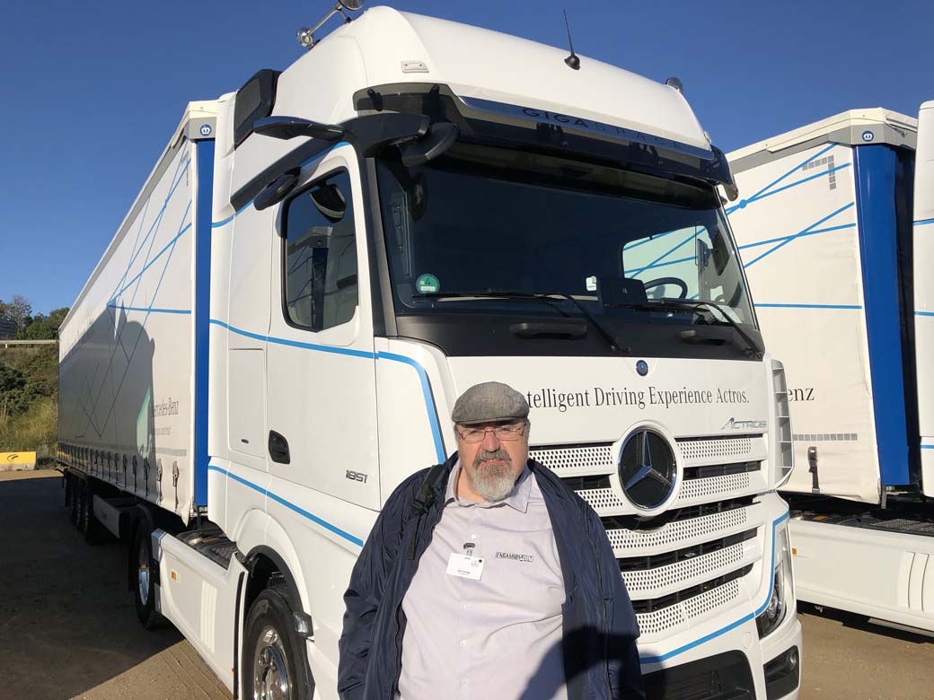 Hemos podido comprobar lo mucho y bien que han evolucionado las ayudas electrónicas durante el año previo al lanzamiento del nuevo Actros.