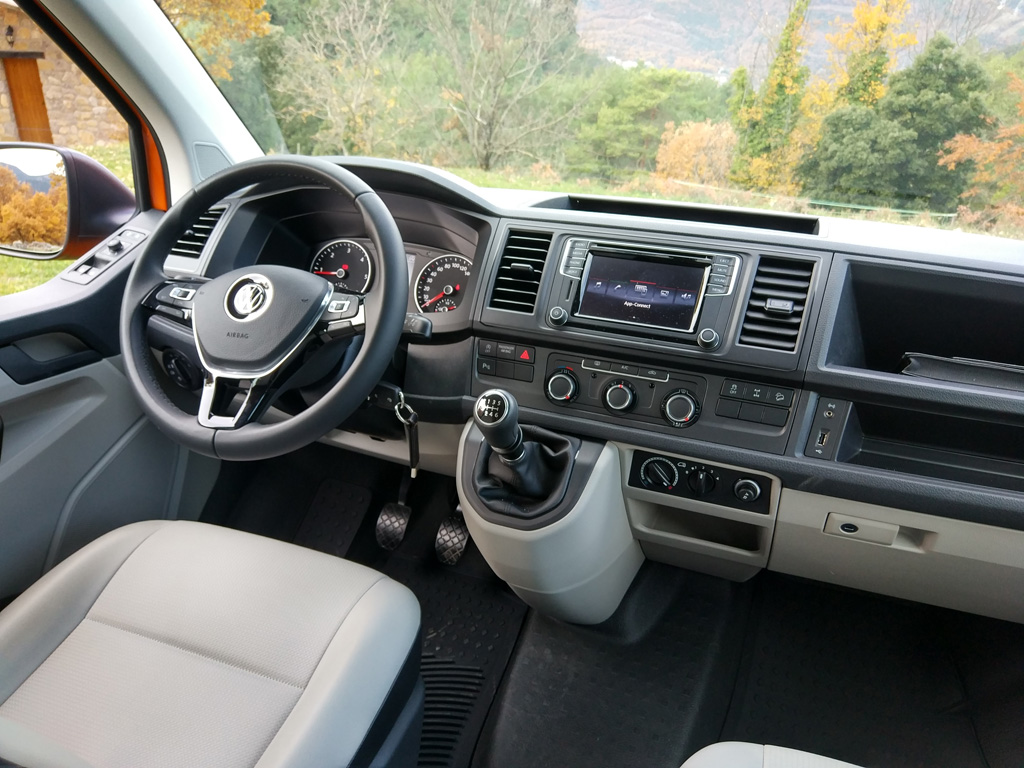 Encamion Volkswagen Transporter Rockton