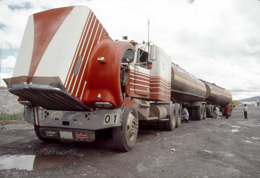 Kenworth W900