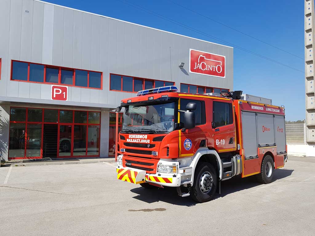 Vehículo especial de bomberos