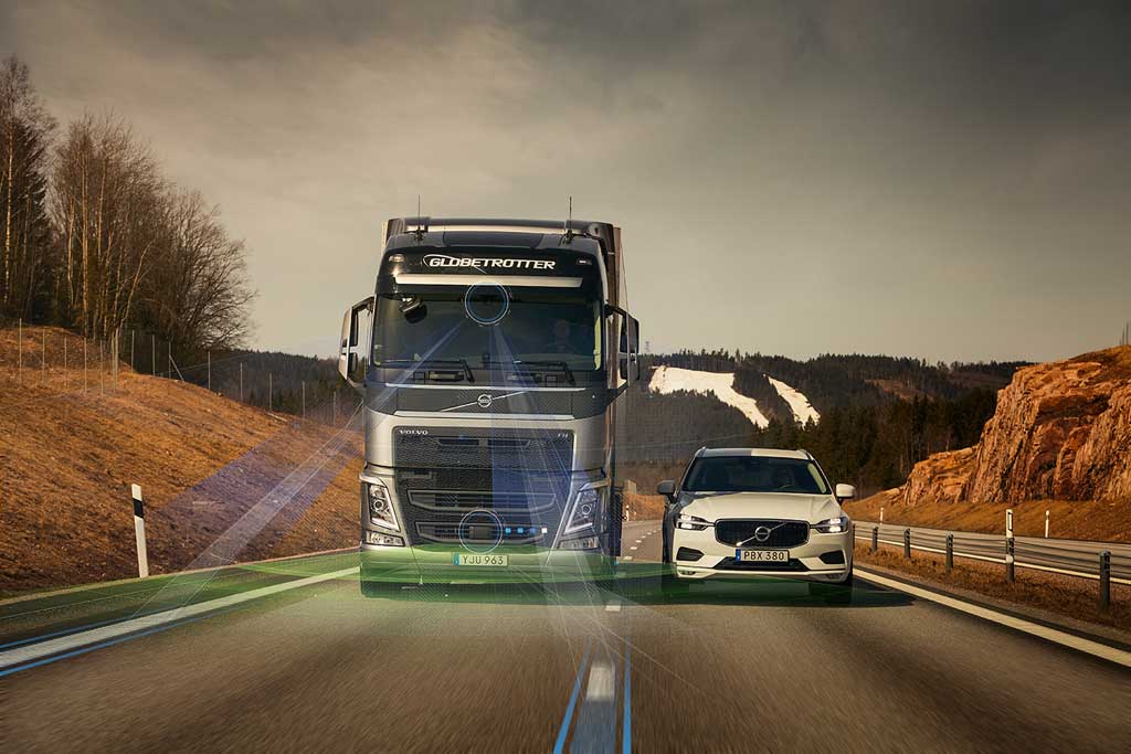 Nuevos sistemas de asistencia al conductor de Volvo Trucks