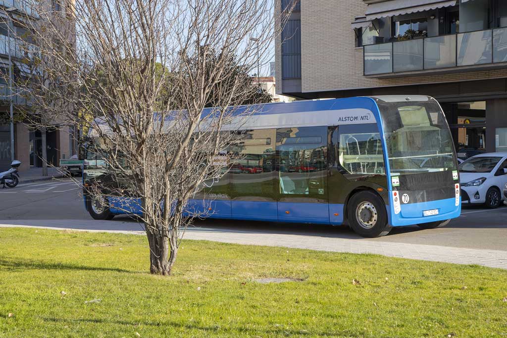 Aptis, más que un bus