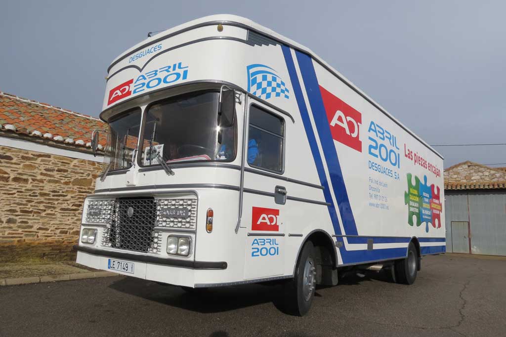 Grandes furgones capitoné