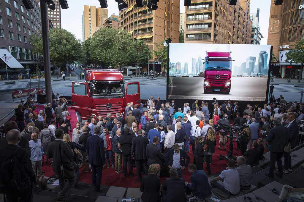 Stefan Buchner, Mercedes-Benz Trucks