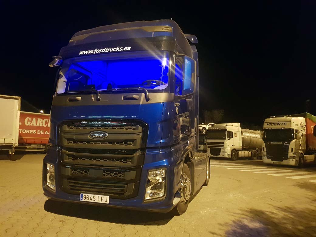 Recorremos mil kilómetros al volante del Ford F-MAX.