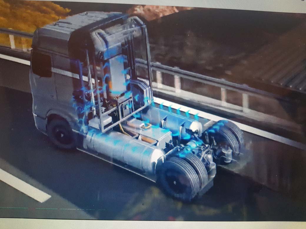 Daimler Trucks presenta su Hydrogen Truck que llegará a finales de la década. 