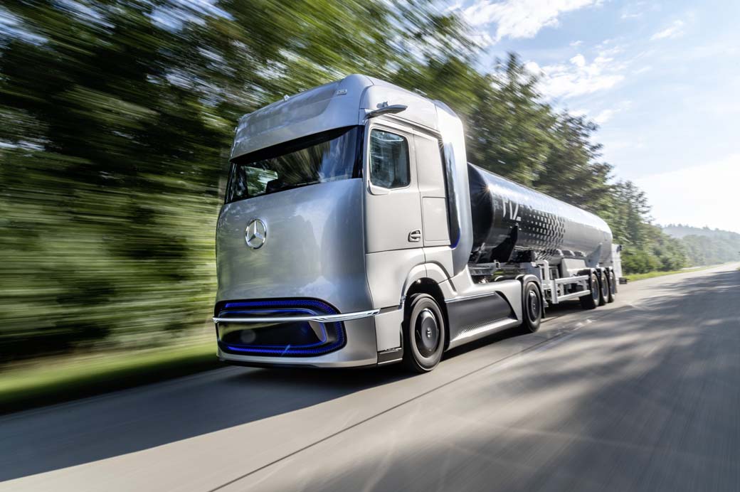 A lo largo de la próxima década el camión diésel desaparecerá en favor de vehículos como el Mercedes Benz Future Hydrogen Truck.