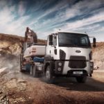 Tractora Cargo 6X4 con Motor Ford Ecotorq 13 litros y seis cilindros de 430 CV.