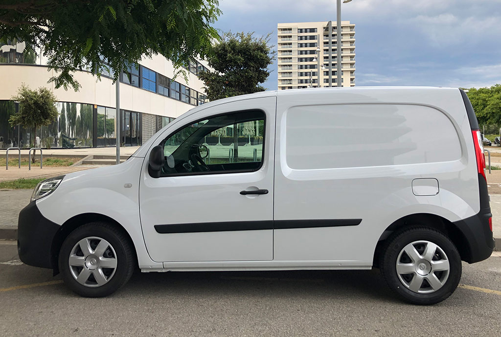 Nissan NV250