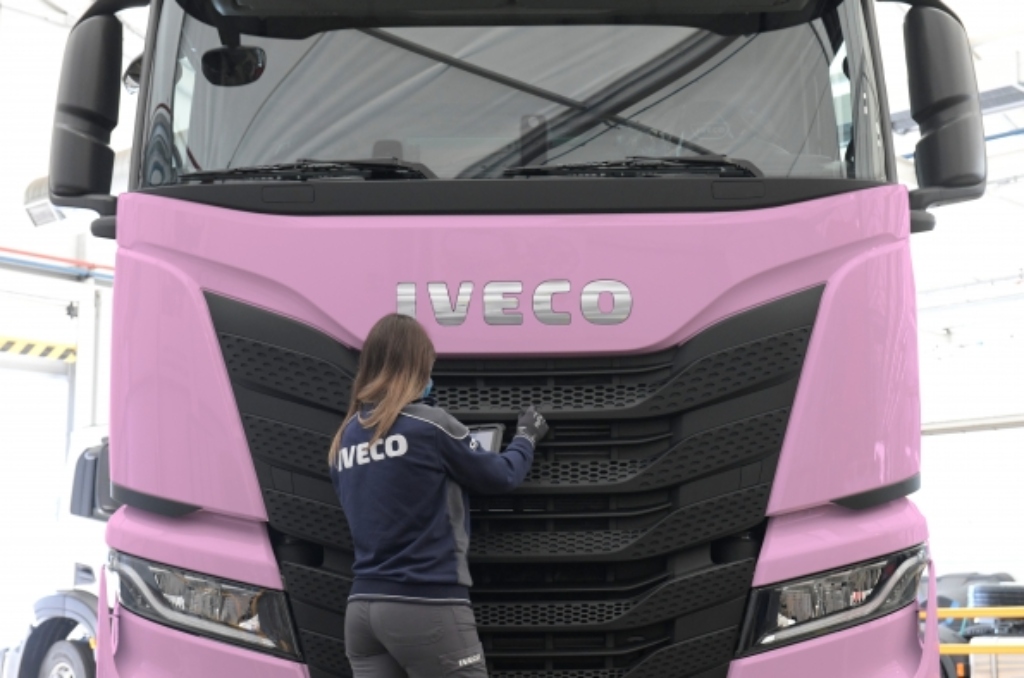 Iveco, contra el cáncer de mama