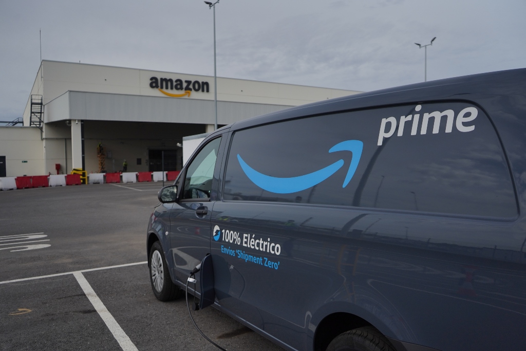 Amazon incorpora 60 eVito