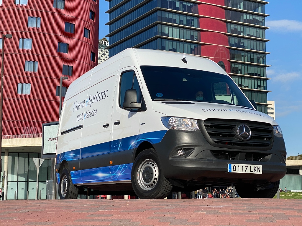 Mercedes-Benz amplía su familia