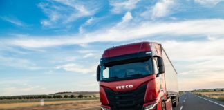 Iveco presenta un pionero asistente por voz para el conductor Iveco presenta un asistente por voz