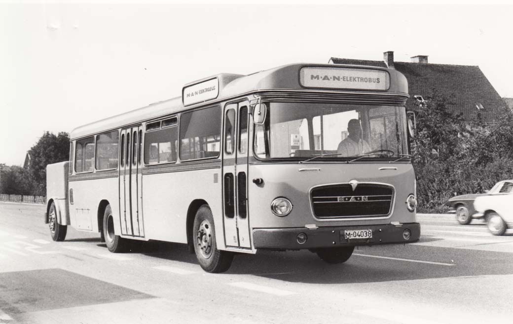 Hace algo más de medio siglo MAN ya lanzó una serie experimental de sus Elektrobuses totalmente utilizables en ciudad.