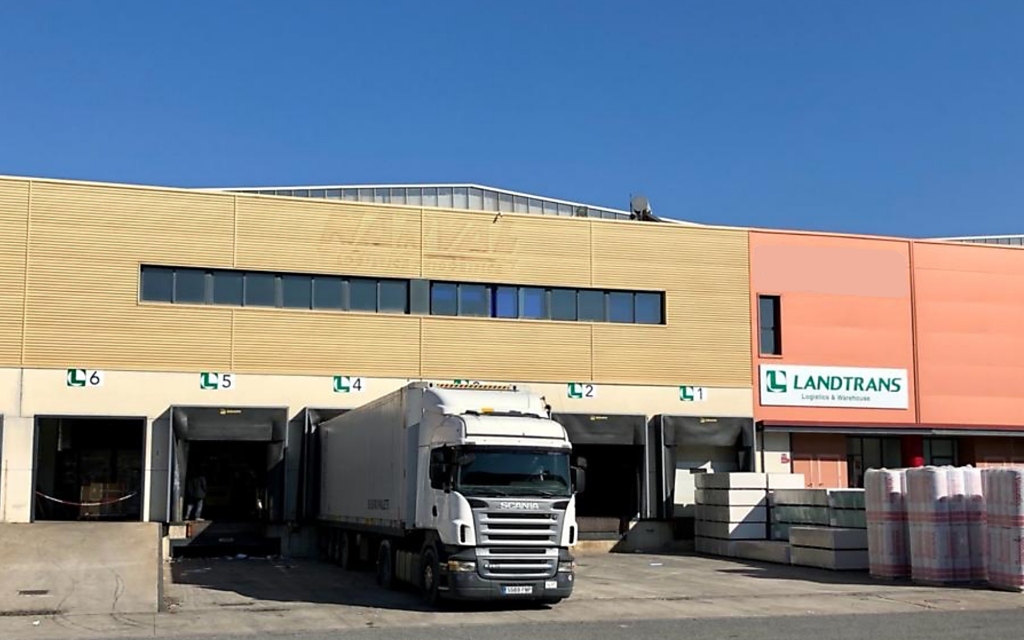 Landtrans abre un almacén