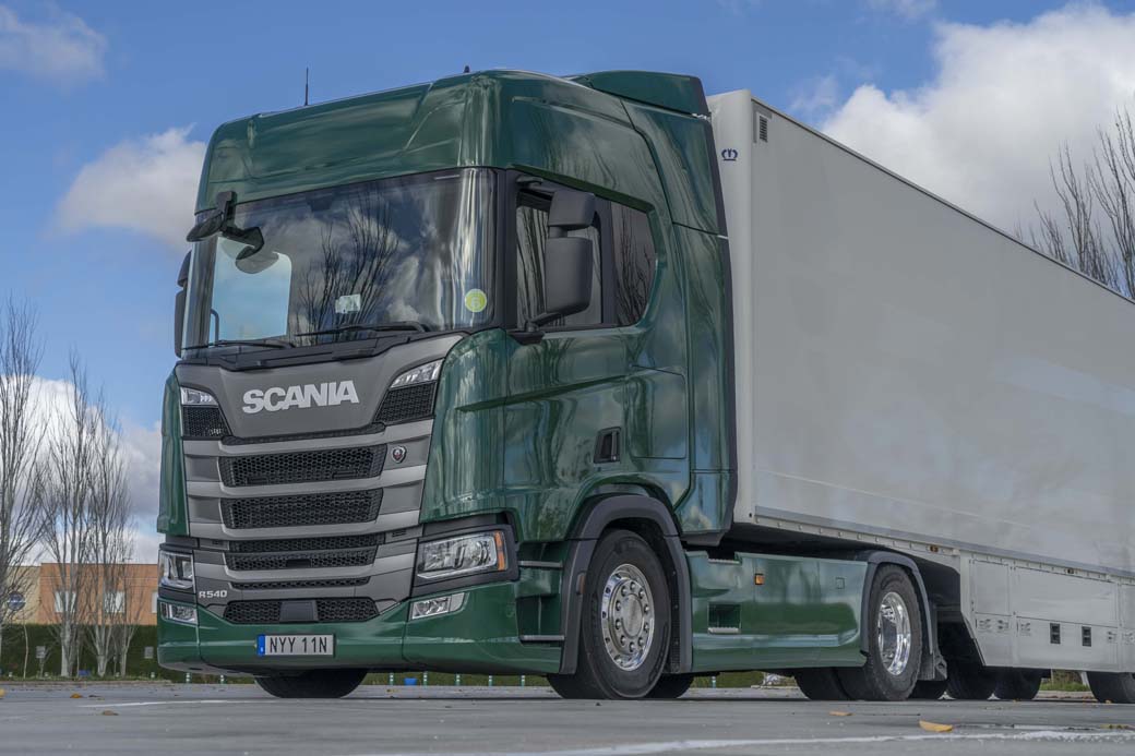 Tractora Scania R 540, dotada de la versión más potente de su motor en línea de 13 litros.